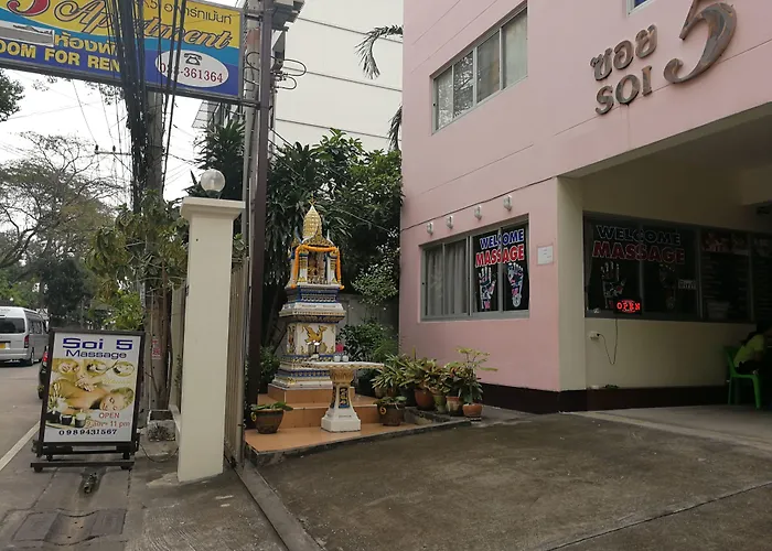 Soi 5 Apartment Pattaya